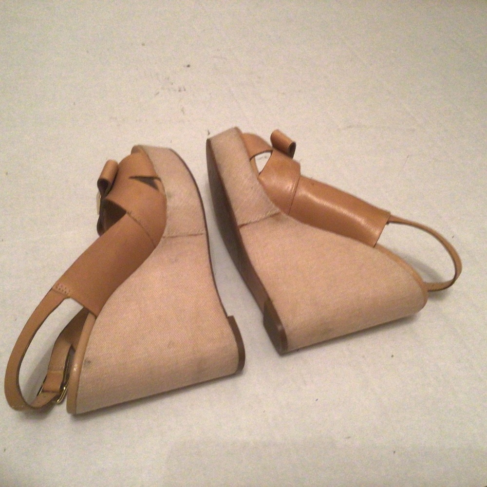 Kate Spade Leather Wedges with Bow Size7M - Picture 4 of 6